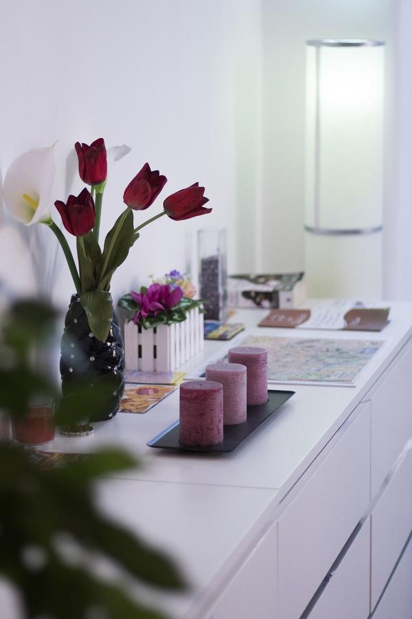 Hosting Flats Roma