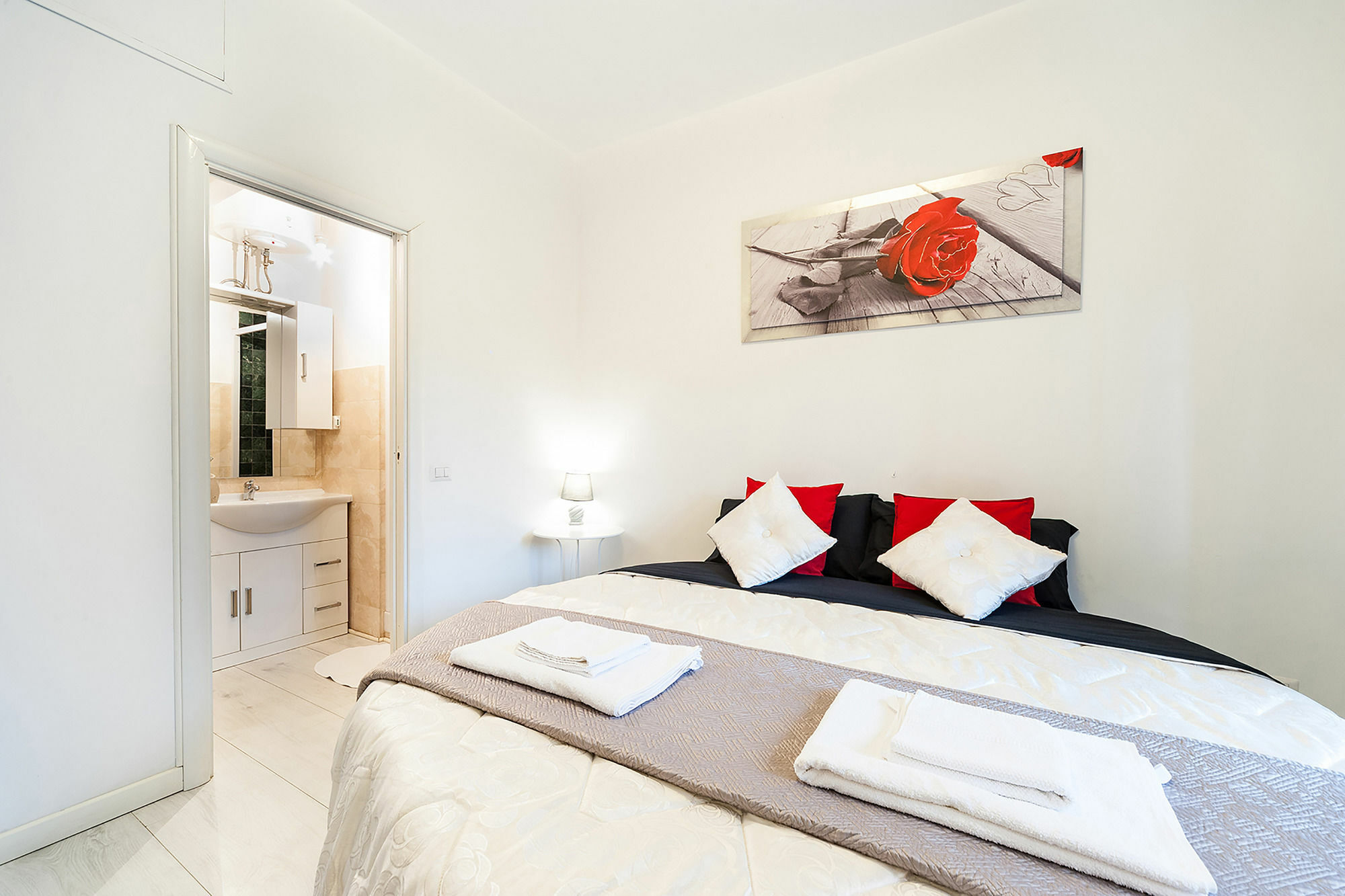 Hosting Flats * Roma